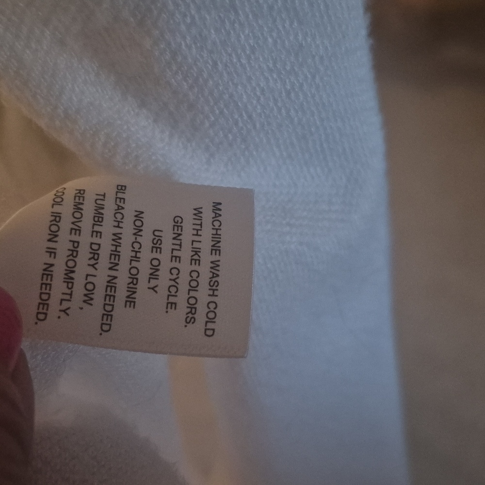 White Plush Bathrobe - Picture 8 of 8